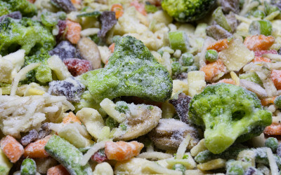 Verdure surgelate e Listeria: Efsa valuta il rischio dopo l’epidemia europea