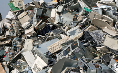 AEE: in vigore le nuove restrizioni sulle sostanze pericolose