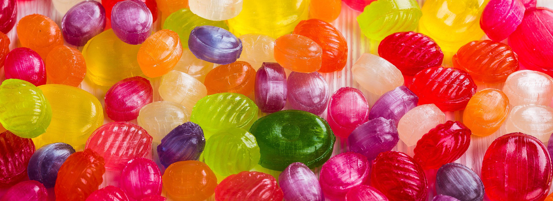 La FDA vieta l'eritrosina (E127): cosa significa per la salute e la sicurezza alimentare